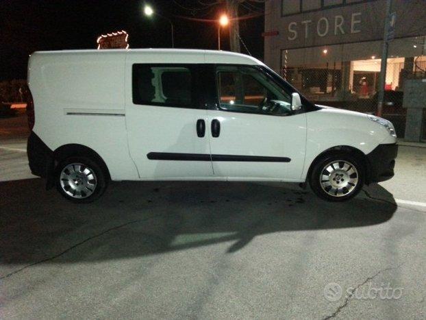 Fiat Doblo 1.4 T-Jet Nat.Pow. Maxi Lamierato SX