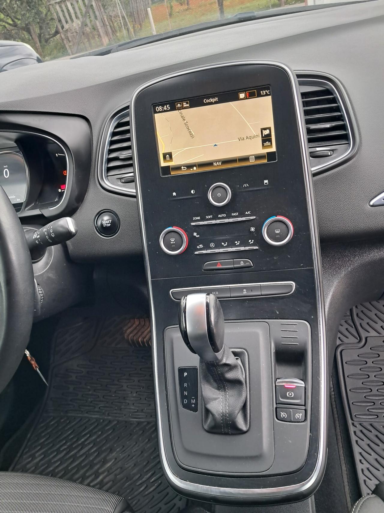 Renault Grand Scenic Blue dCi 120 CV EDC Initiale Paris