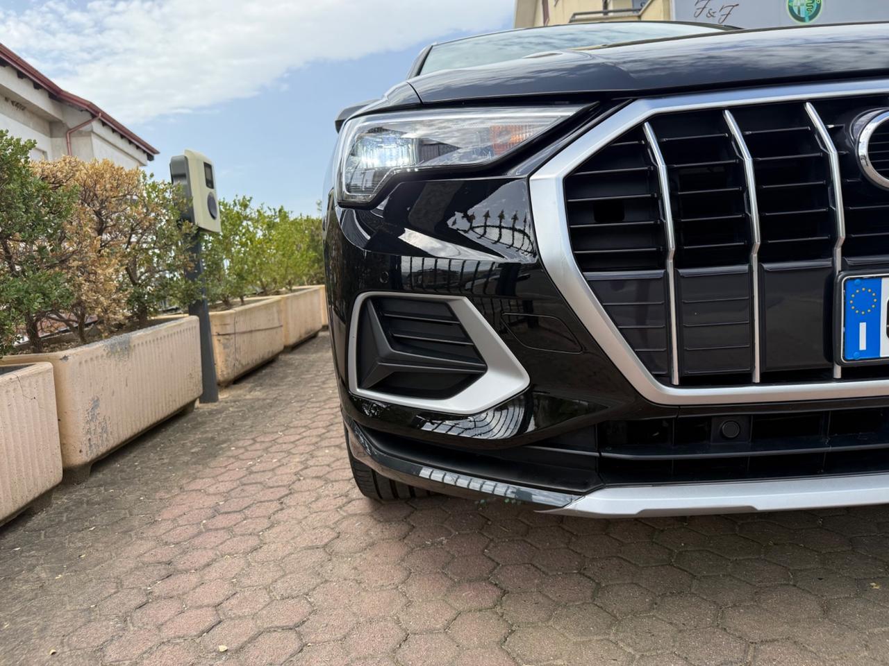 Audi Q3 35 TDI S tronic Business Advanced