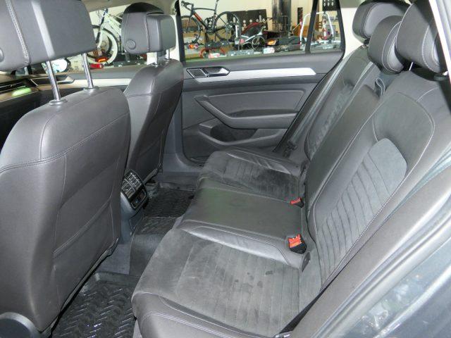 VOLKSWAGEN Passat Variant 2.0 TDI Highline BlueMotion Technology