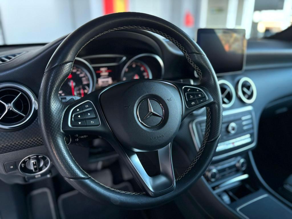 Mercedes-Benz A180 d Sport auto