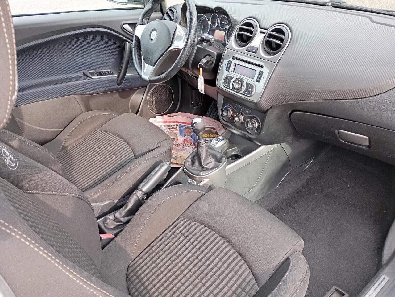 Alfa Romeo MiTo 1.4 78 CV Distinctive Sport Pack