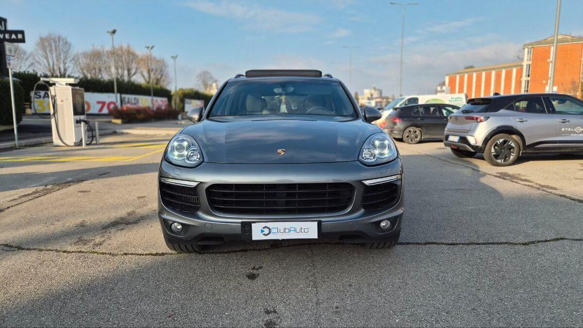 Porsche Cayenne 3.0 Platinum Edition tiptronic
