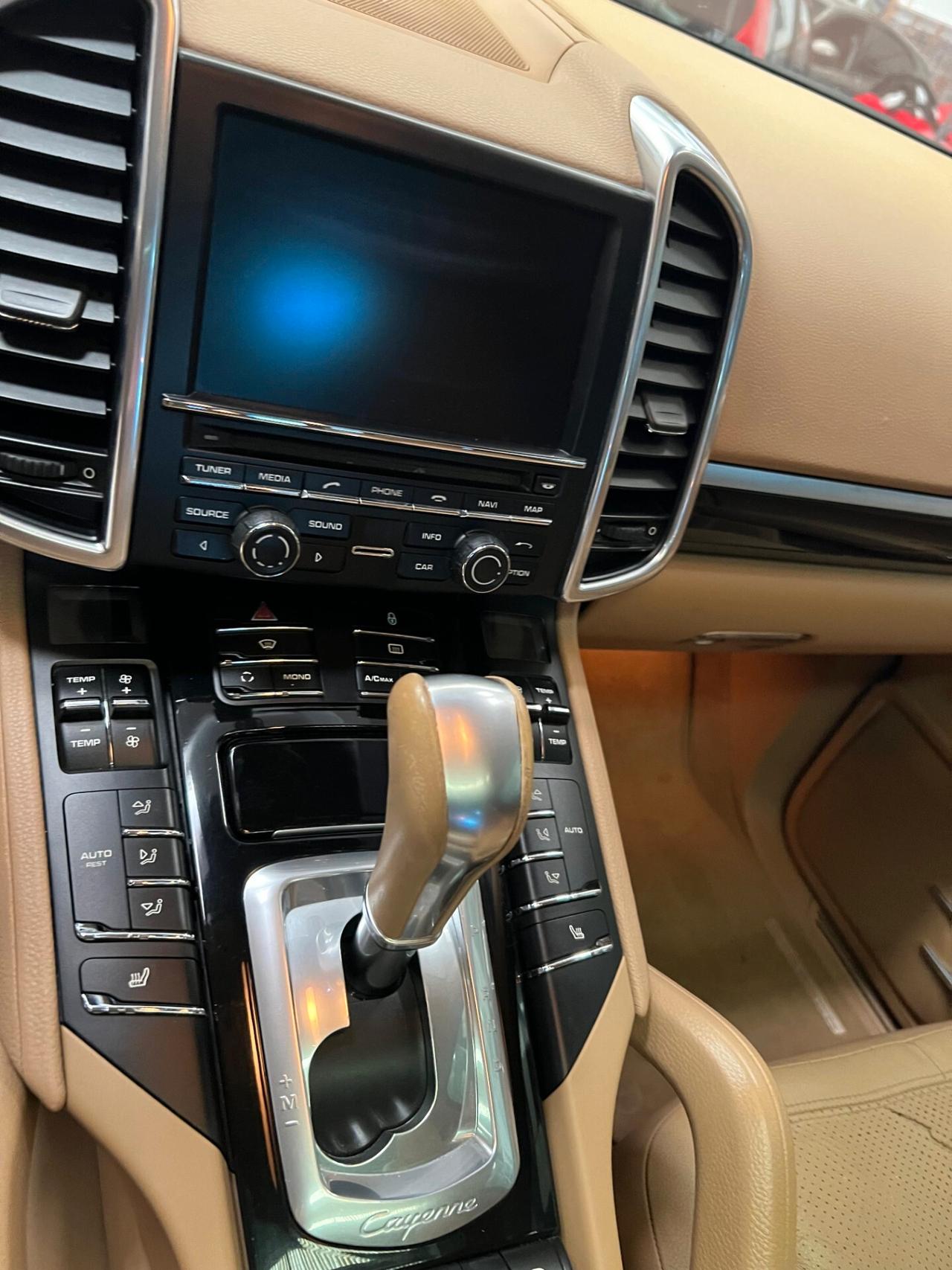 Porsche Cayenne 3.0 v6 Diesel 245cv