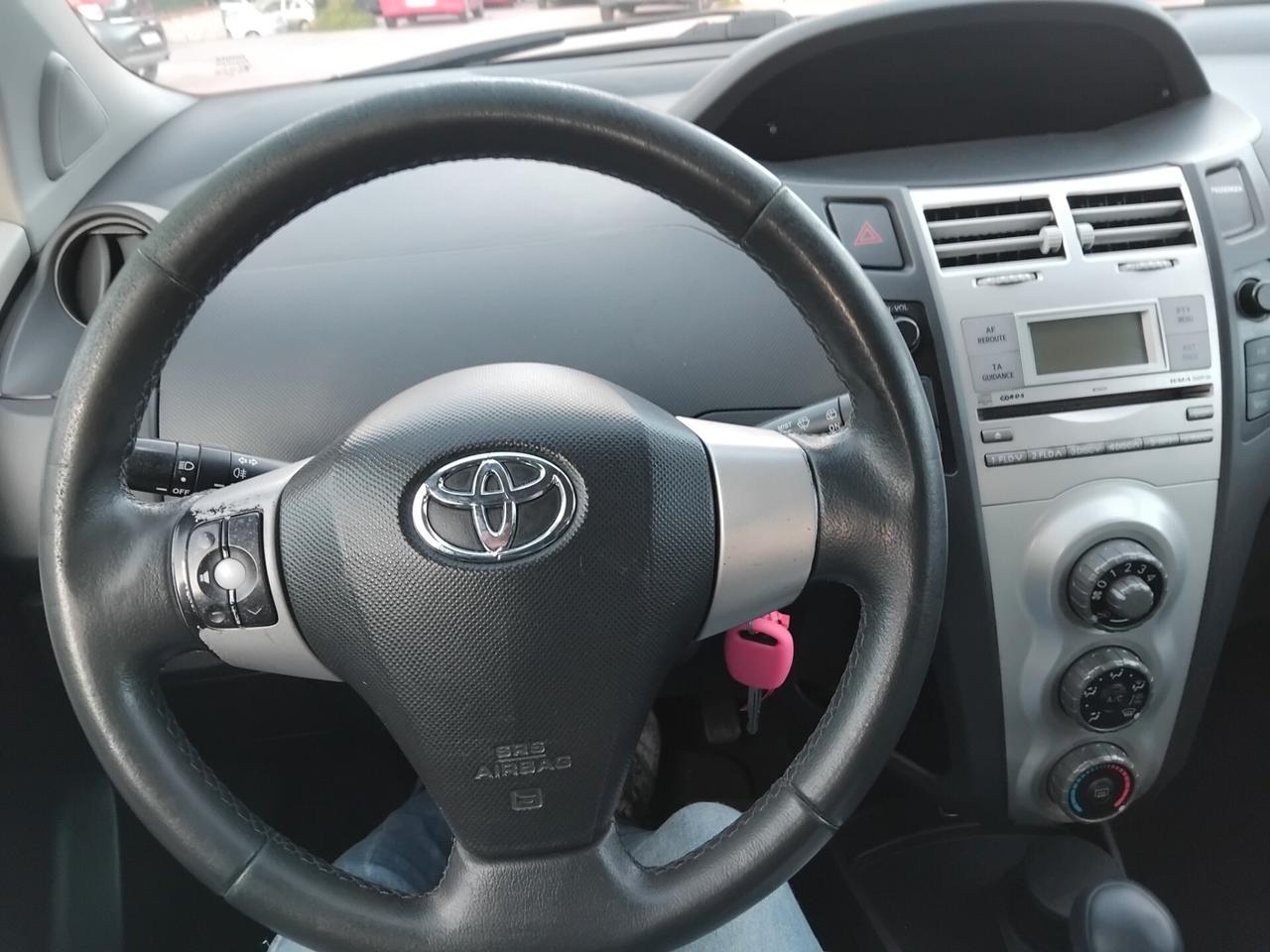 TOYOTA YARIS 1.0 CLIMA 5PORTE