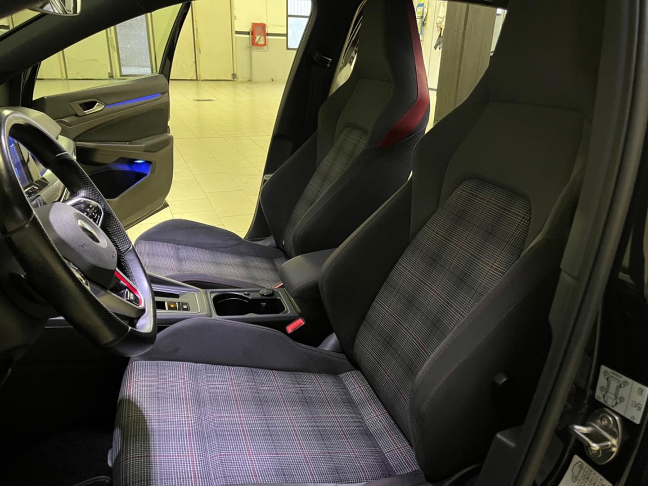 Volkswagen Golf 8 GTI 2.0 TSI DSG * PREZZO REALE