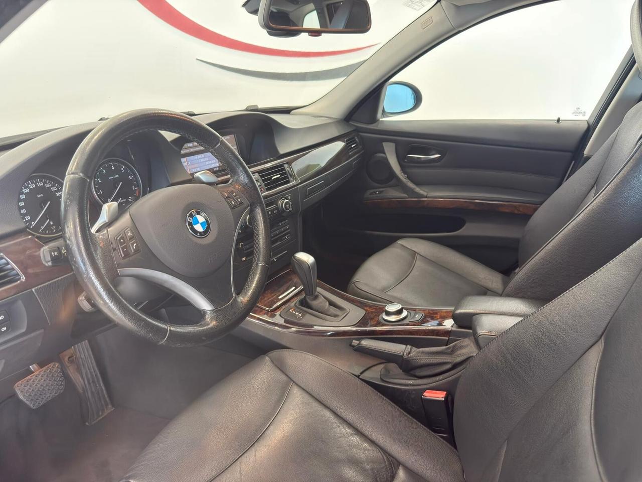 BMW 330ix 272cv Futura Touring 3.0 benzina