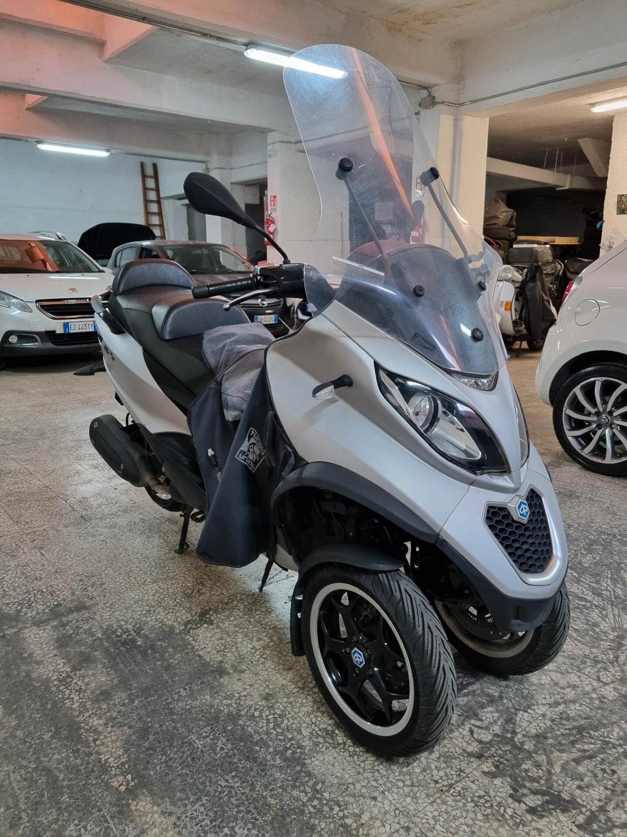 Piaggio MP3 300 LT Sport PATENTE B