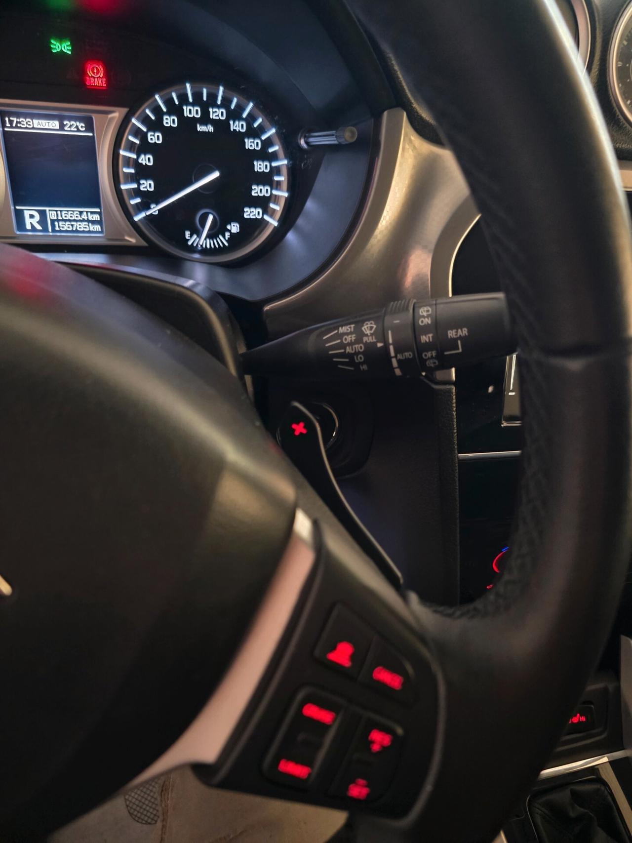 Suzuki Vitara 1.6D 4x4 full automatic