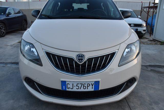 LANCIA Ypsilon 1.0 FireFly 5 porte S&S Hybrid Silver