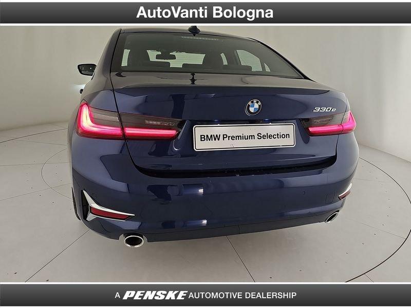 BMW Serie 3 330e Luxury