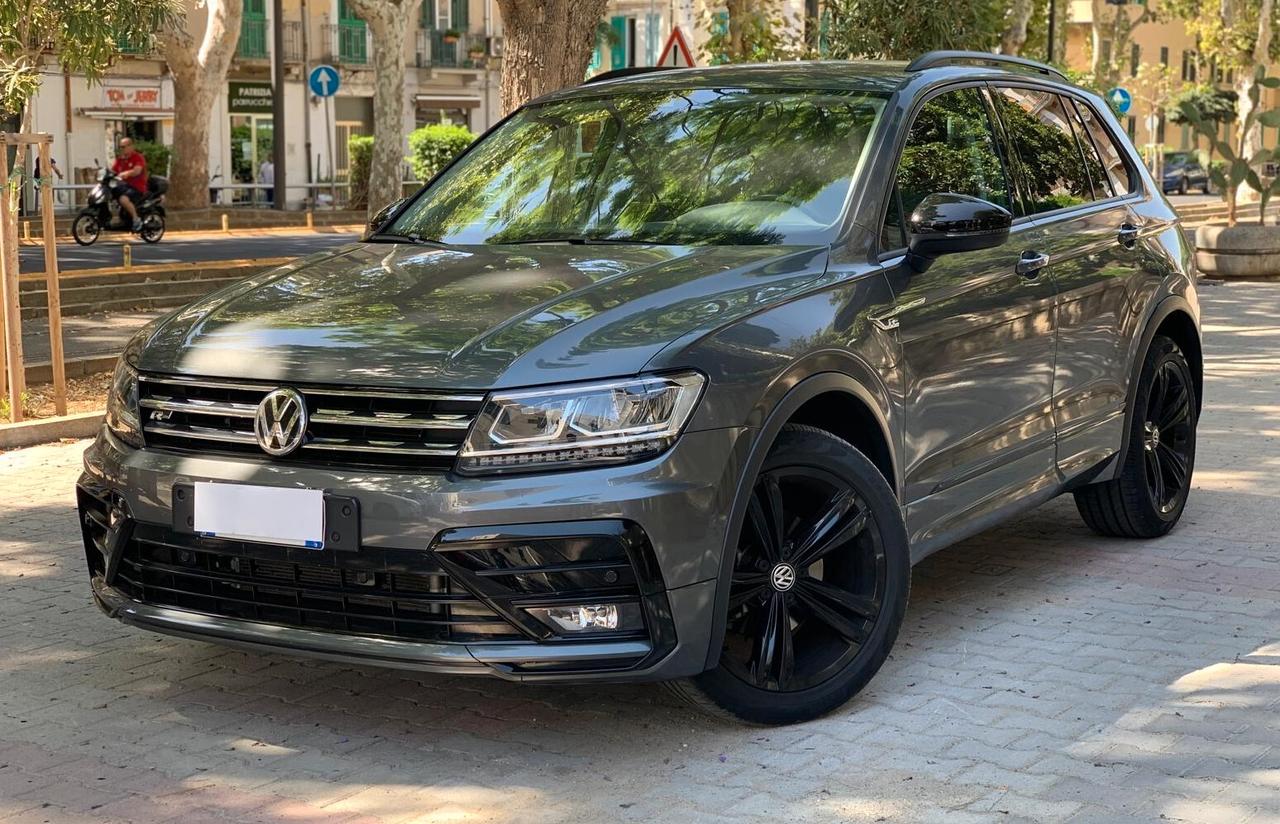 Volkswagen Tiguan 2.0 TDI SCR DSG Sport BlueMotion Technology R-LINE