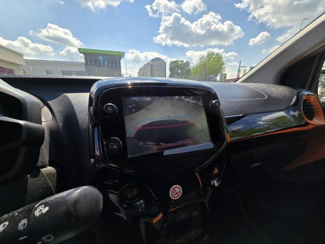 TOYOTA Aygo 1.0 VVT-i x-wave orange NEOPATENTATI PERMUTE