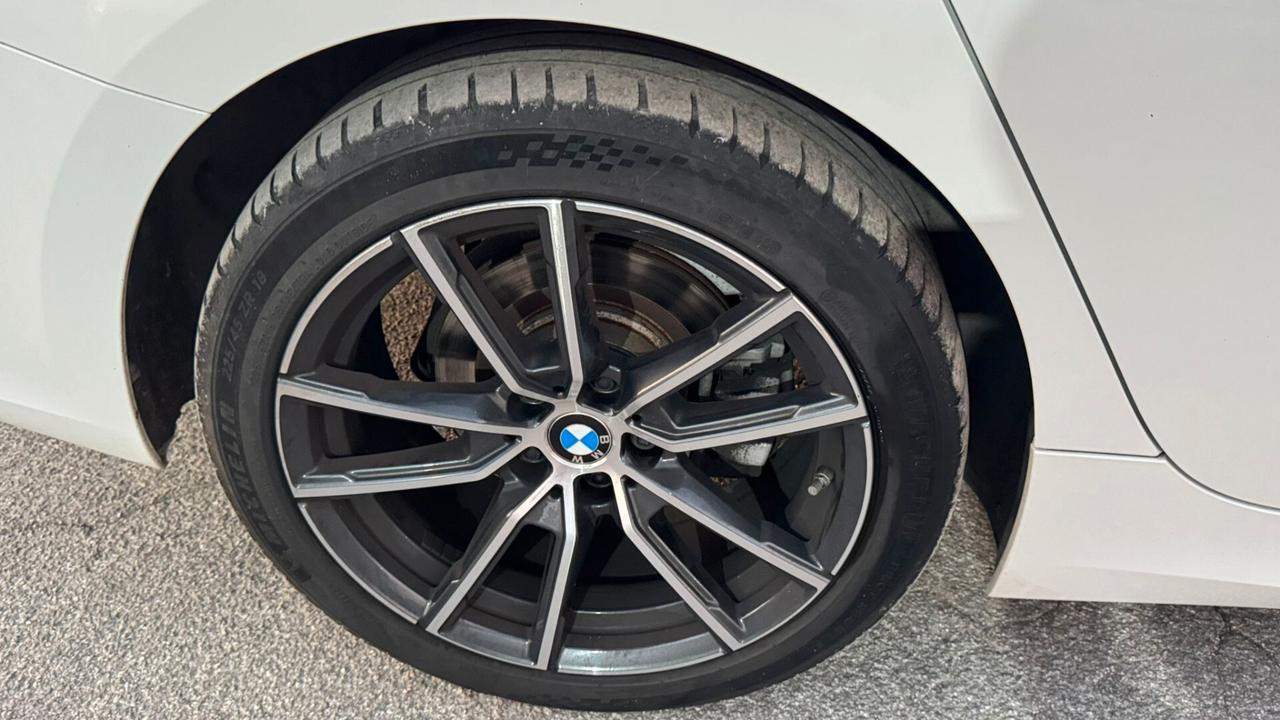 Bmw 320 320d xDrive Touring Msport