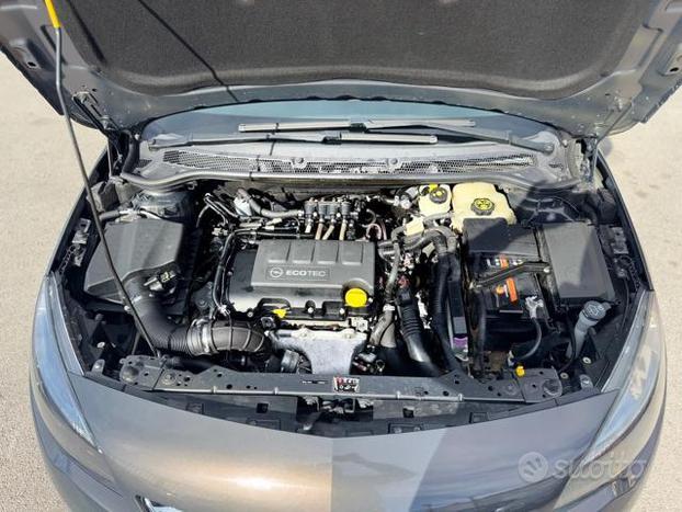OPEL Astra 1.4 Turbo 140CV Sports Tourer GPL Tec