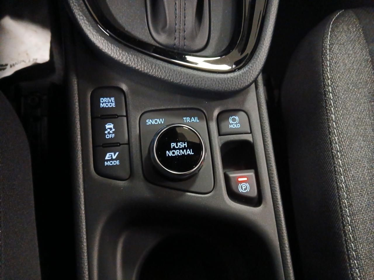 Toyota Yaris Cross 1.5 Hybrid 130 CV 5p.E-CVT AWD-i Trend