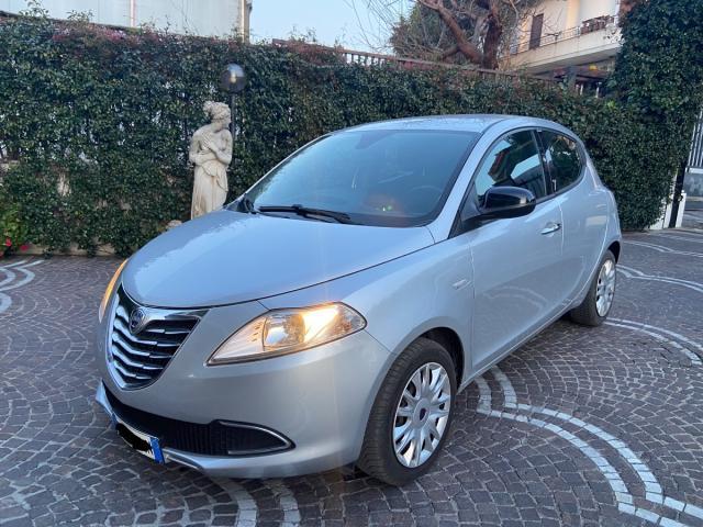 LANCIA Ypsilon 1.3 MJT 16V 95 CV 5 porte S&S Silver