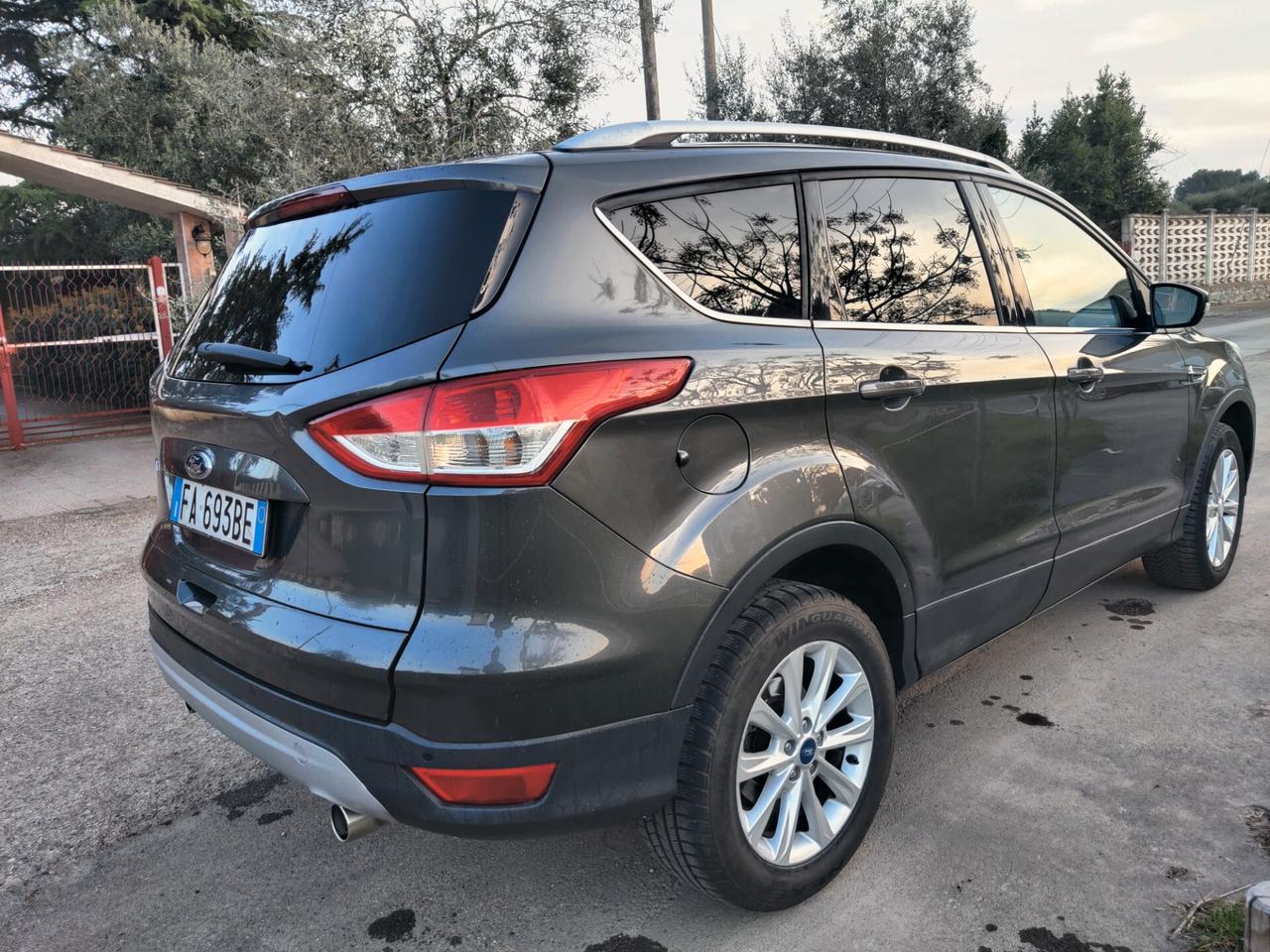 Ford Kuga 2.0 TDCI 150 CV S&S 4WD Titanium