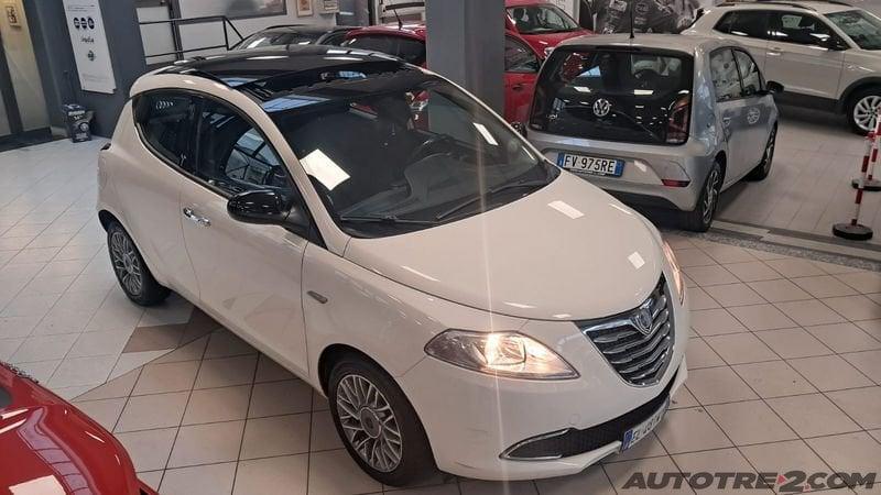 Lancia Ypsilon Ypsilon 1.2 69 CV 5 porte S&S Platinum
