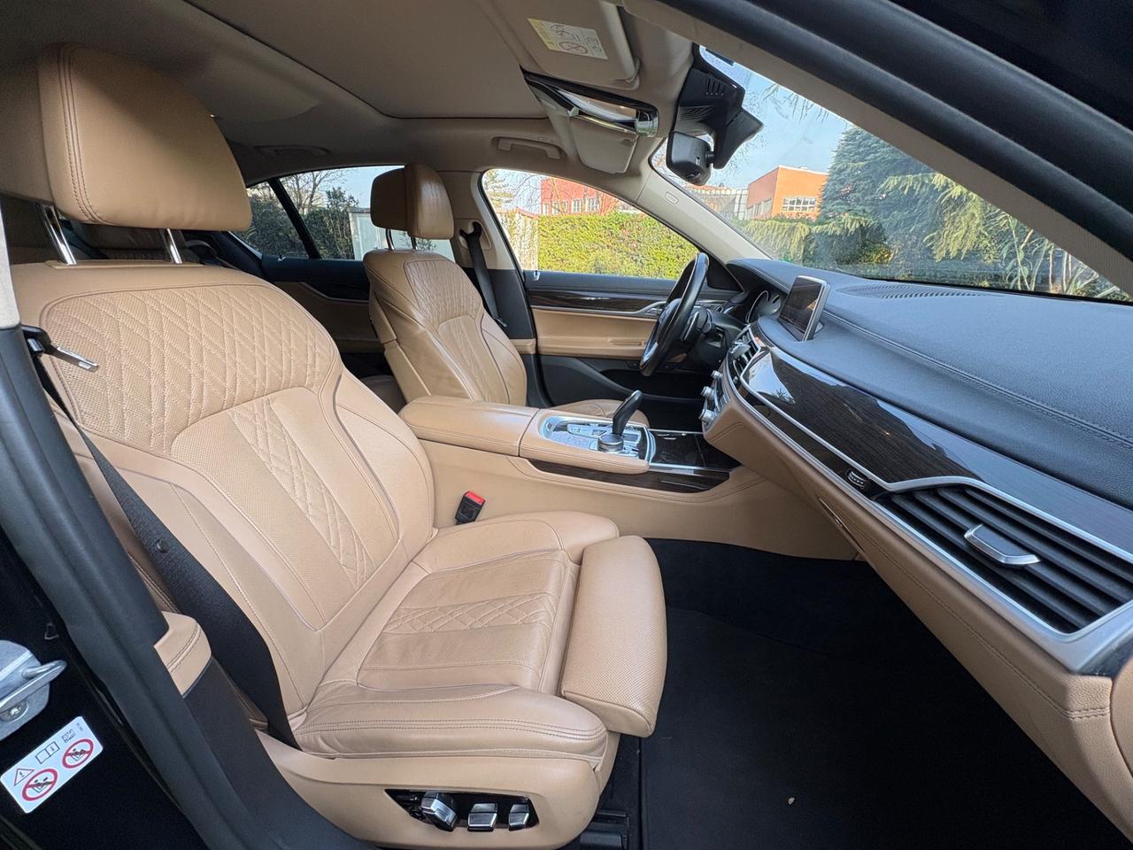 BMW 740d xdrive Luxury auto(EX NCC)