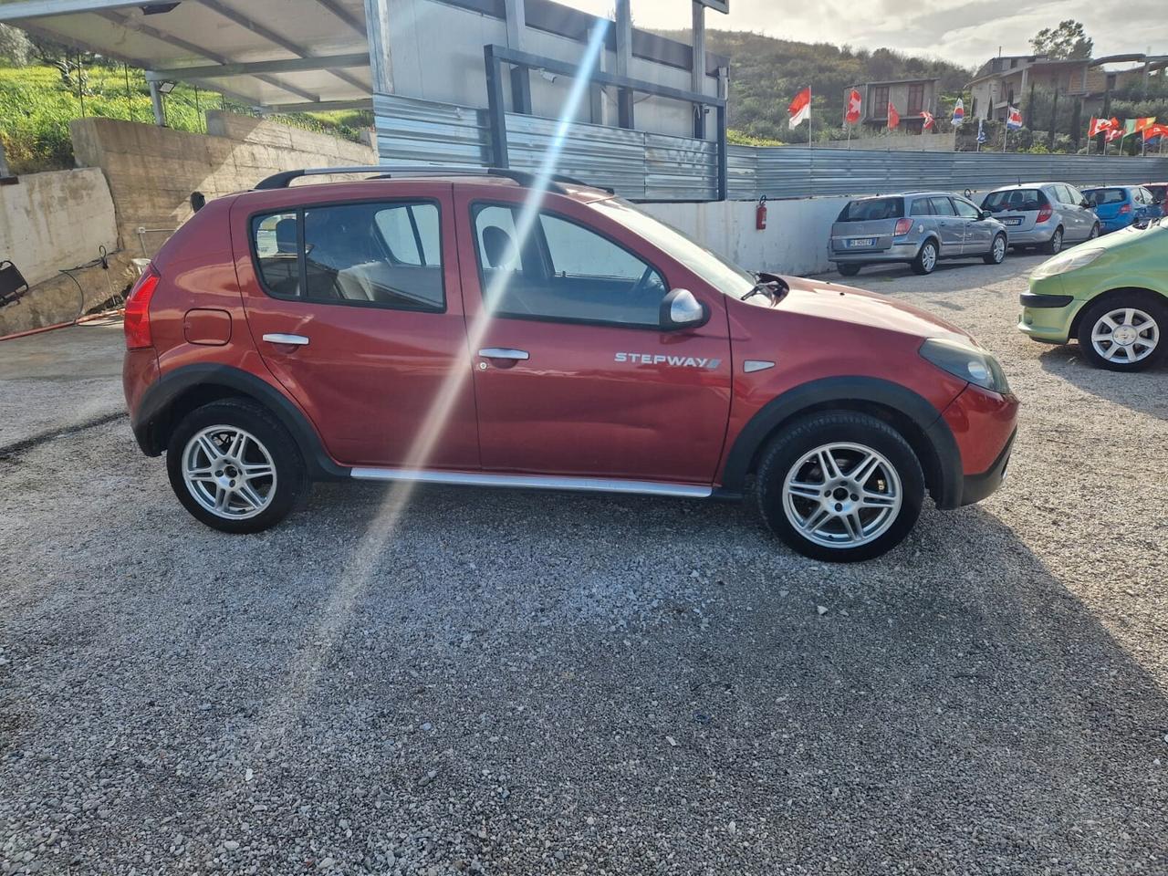 Dacia Sandero Stepway 1.6 8V GPL 85CV