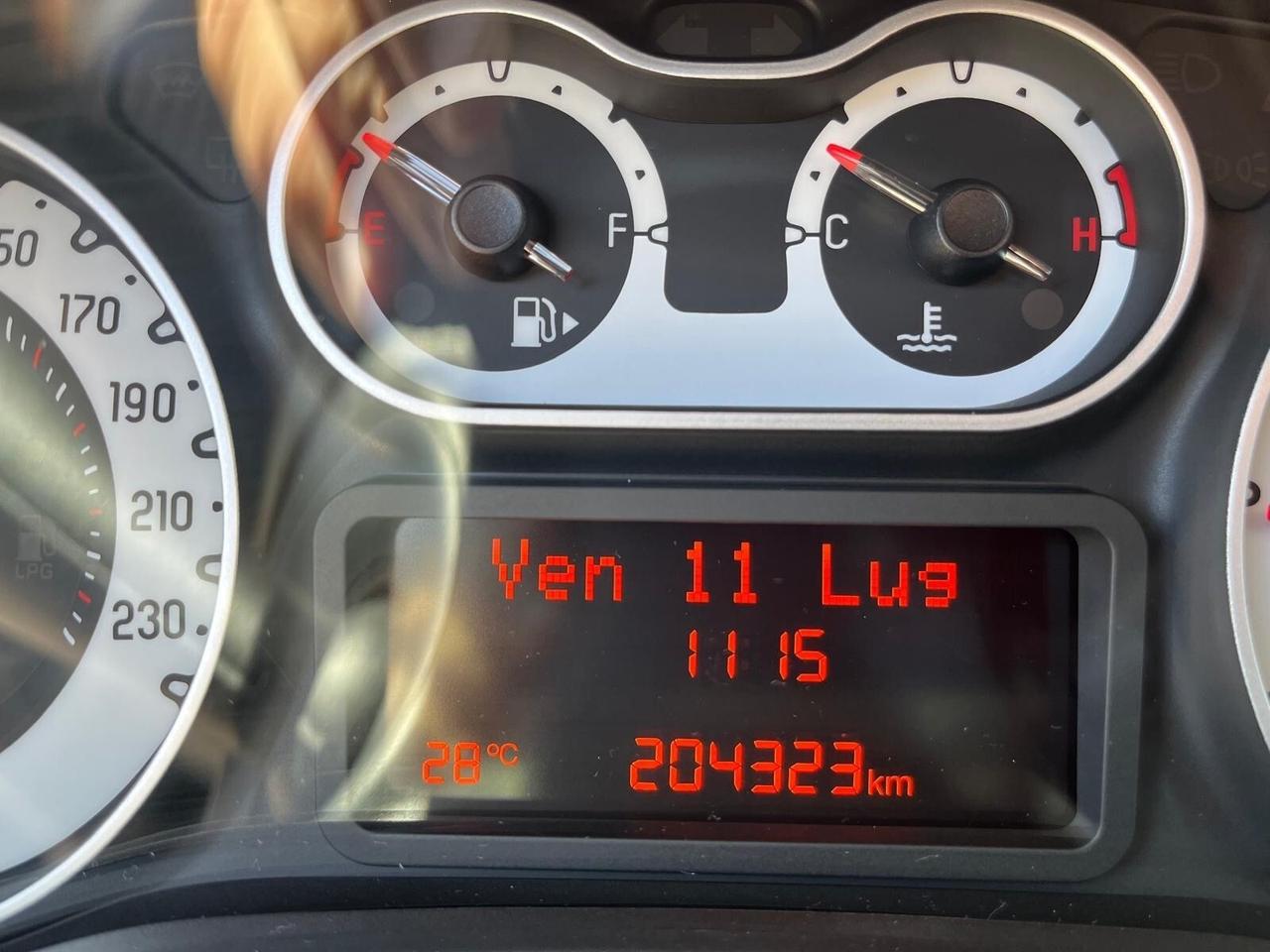Fiat 500 L trekking -1.6 mjt-full-2014