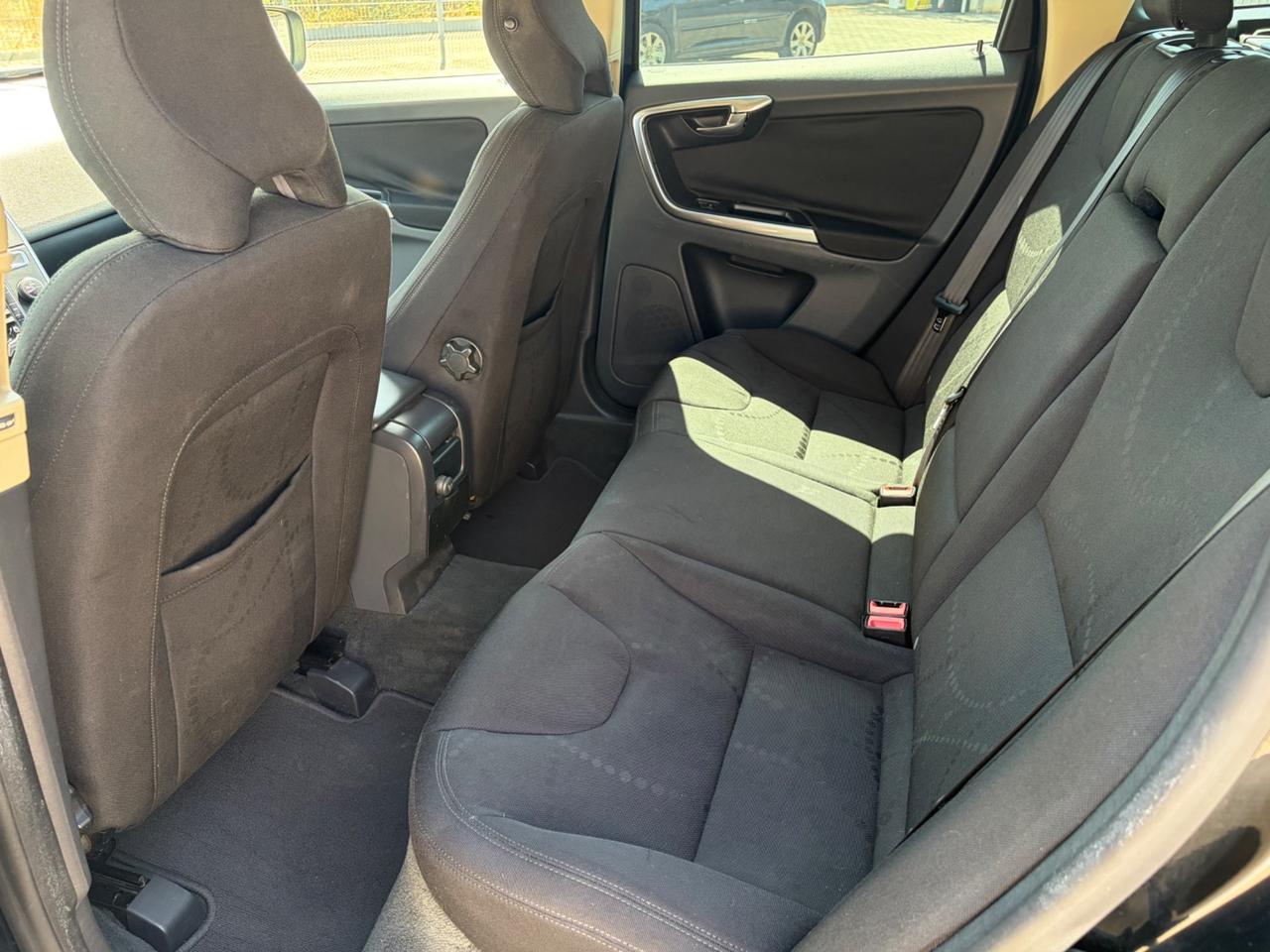 Volvo XC60 2.0 DRIVe Momentum - 2012