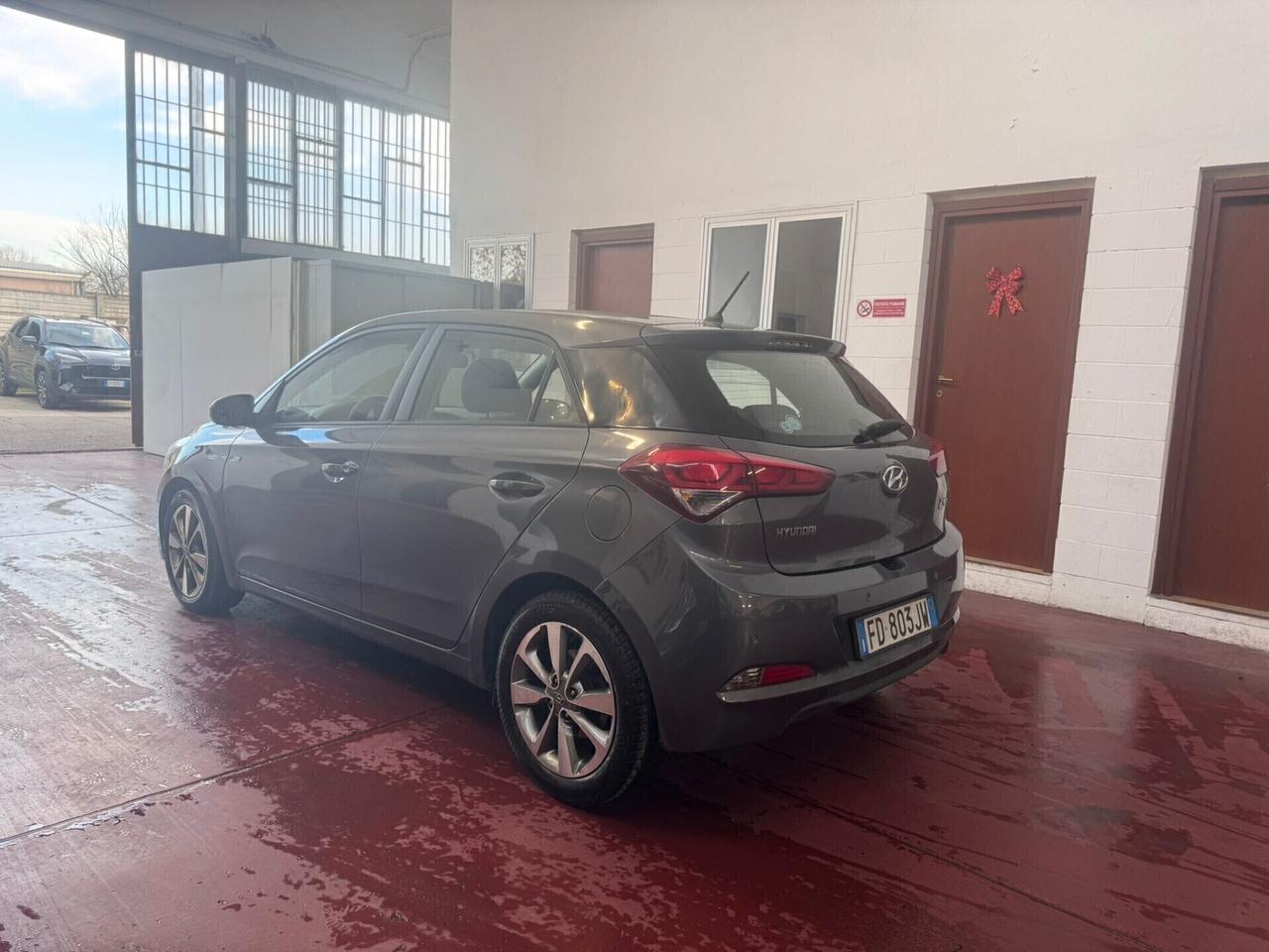 Hyundai i20 1.1 CRDi 12V 5 porte Go! Plus NEOPATENTATI UNICO PROPRIETARIO