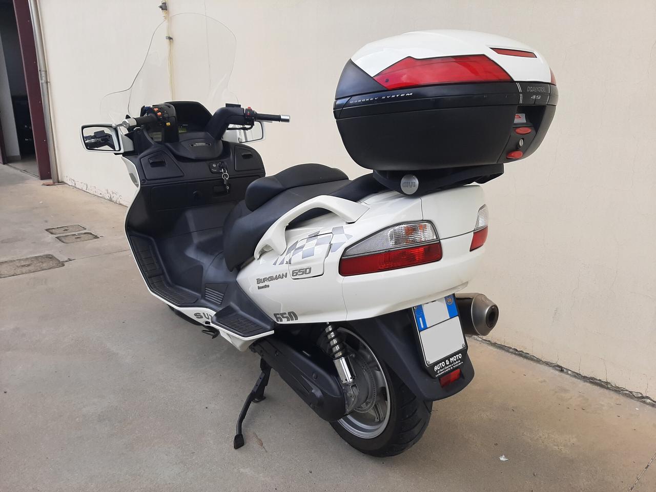 Suzuki Burgman 650 Executive ABS