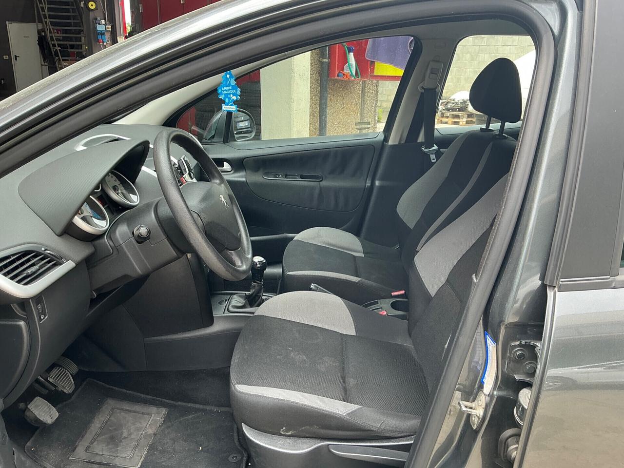 Peugeot 207 1.4 VTi 95CV SW ONE Line