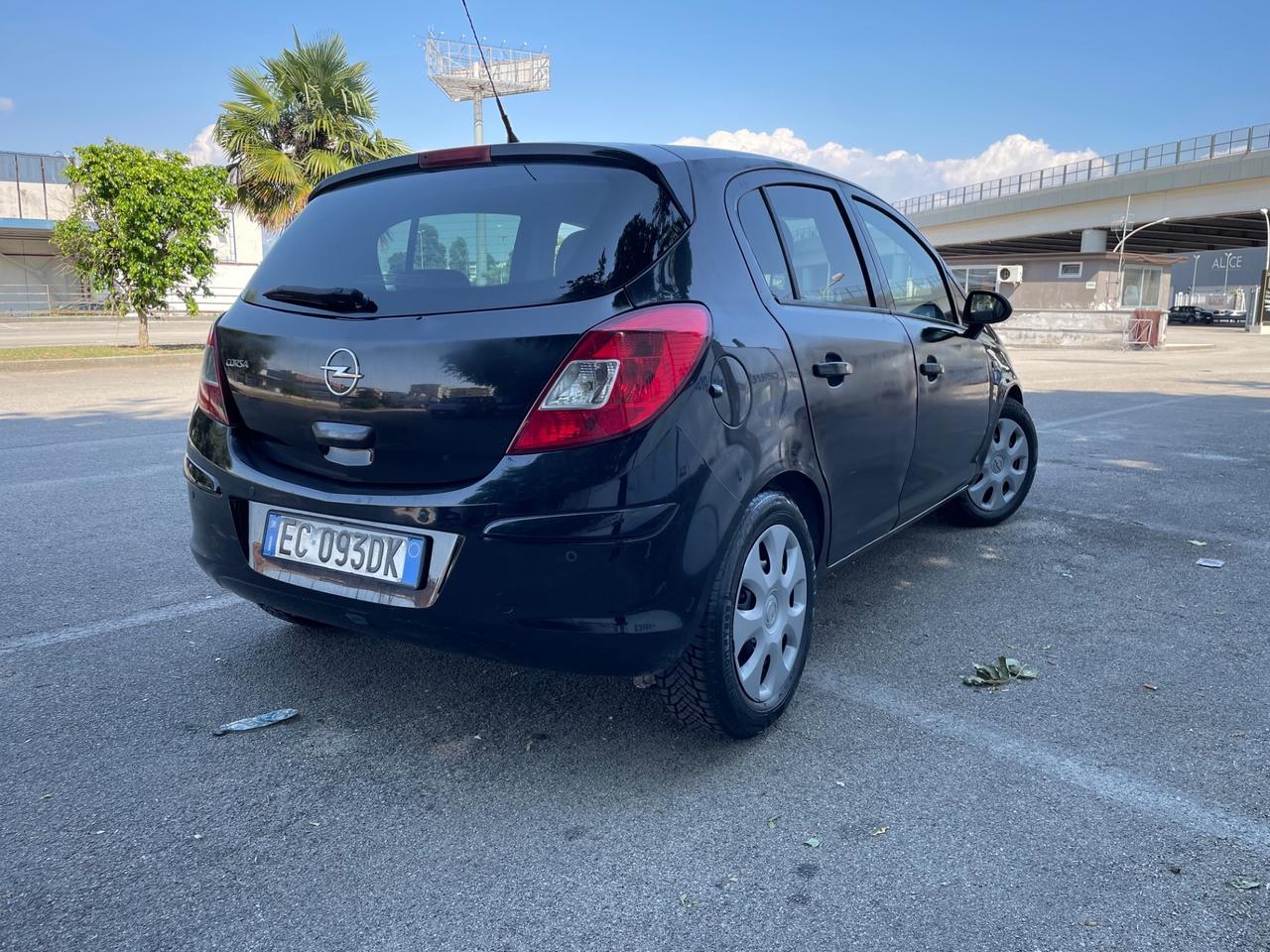 Opel Corsa 1.2 80CV 5 porte GPL-TECH Club 2011