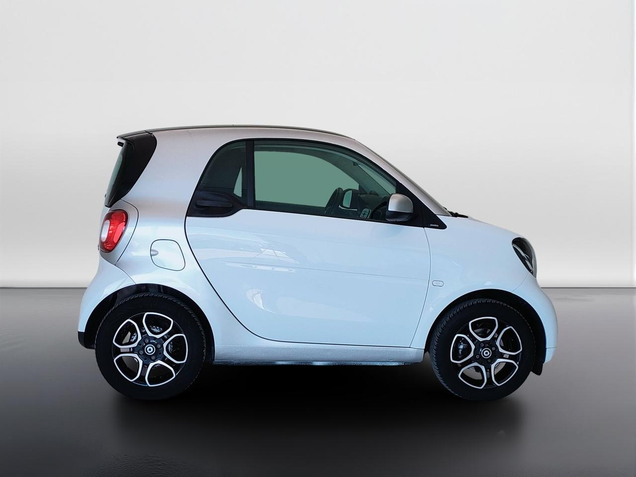 SMART Fortwo III 2015 - Fortwo 1.0 Passion 71cv twinamic my18
