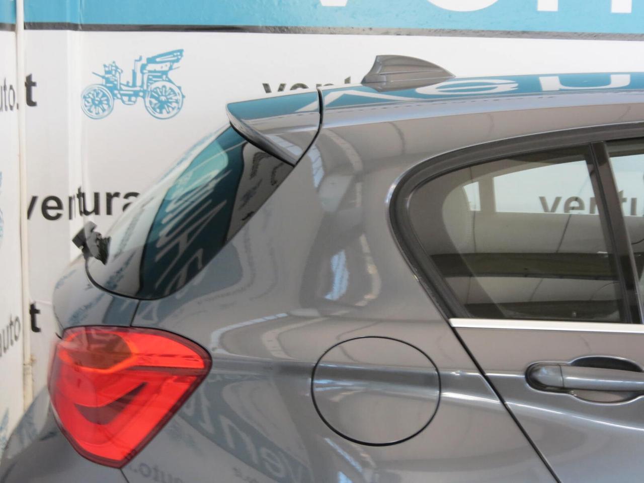 Bmw 116 d 5p. Urban Autom.