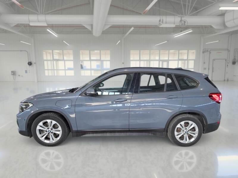 Bmw X1 25e X-DRIVE HYBRID PLUG-IN +NAVI+FUL LED+PDC+CERCH