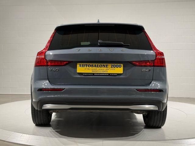 VOLVO V60 Cross Country B4 d. AWD auto. Core PREZZO REALE