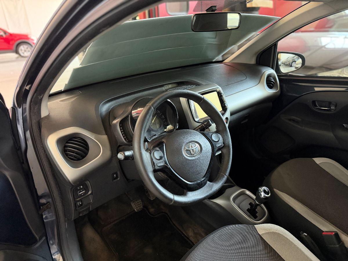 TOYOTA - Aygo - 1.0 VVT-i 69 CV 5p. x-play TSS MMT