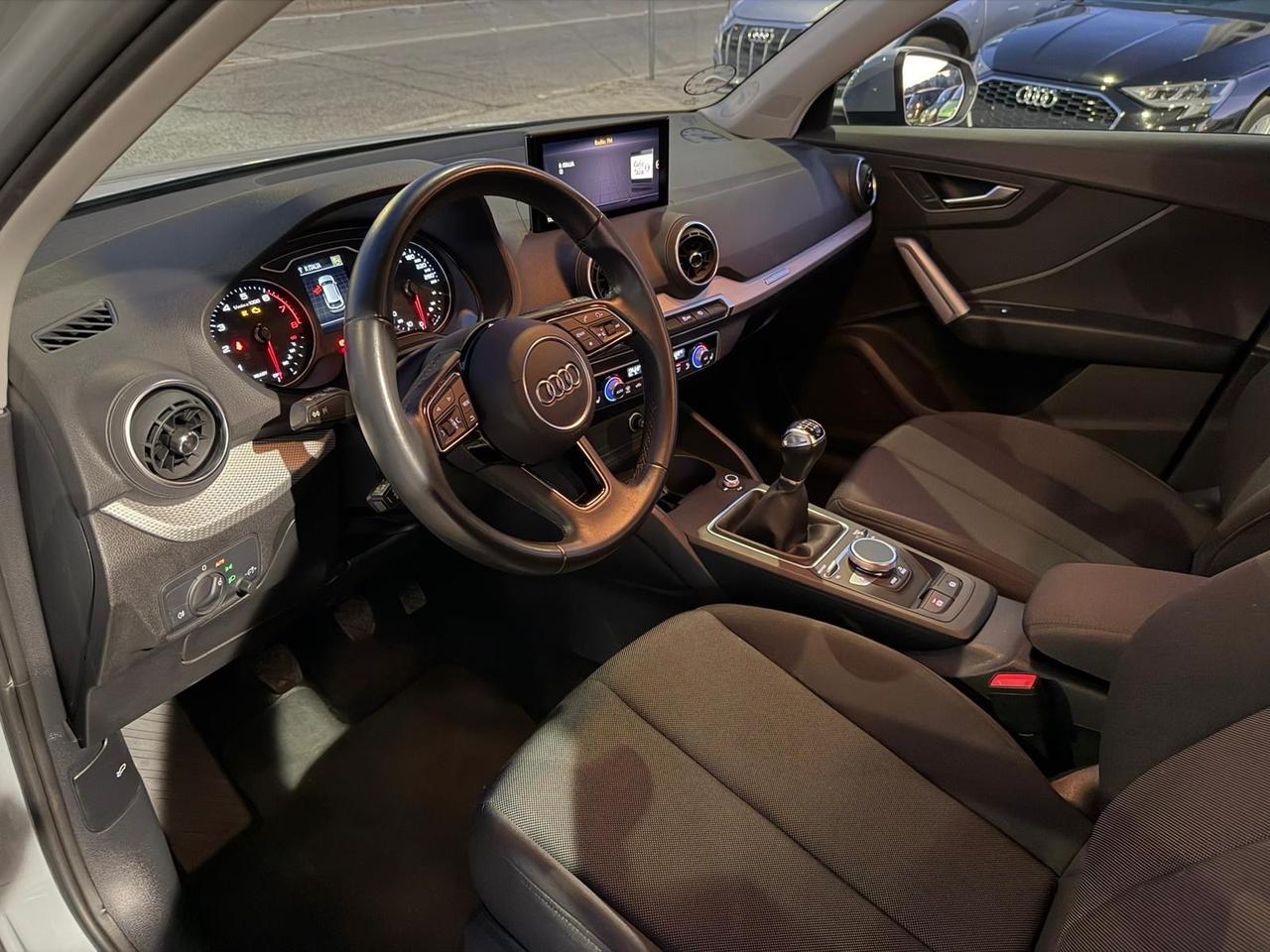 Audi Q2 30 TFSI Business