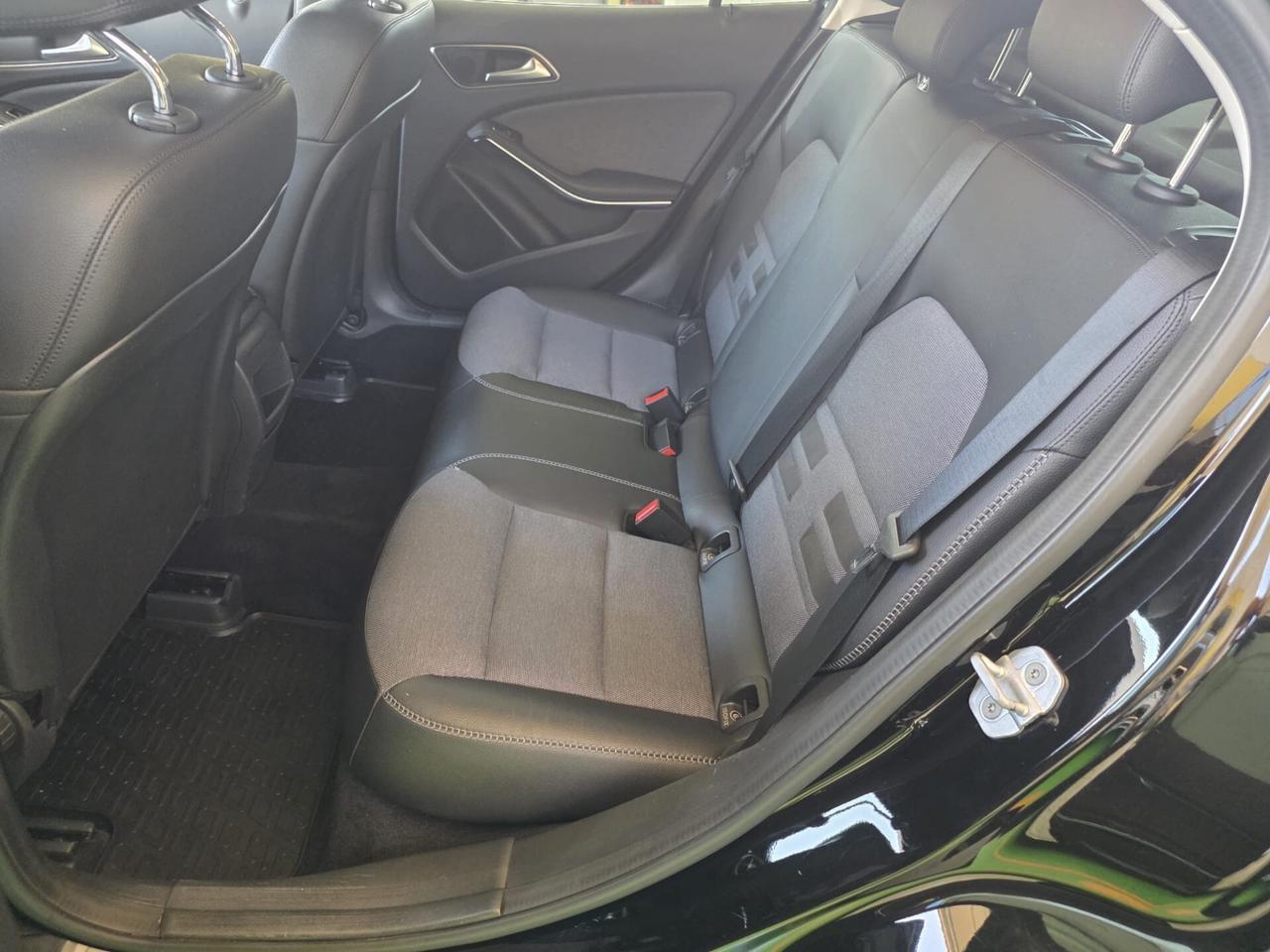 Mercedes-benz 1.5 CDi 180 CLA Premium