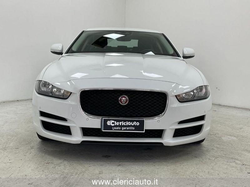 Jaguar XE 2.0 D 180 CV aut. Pure