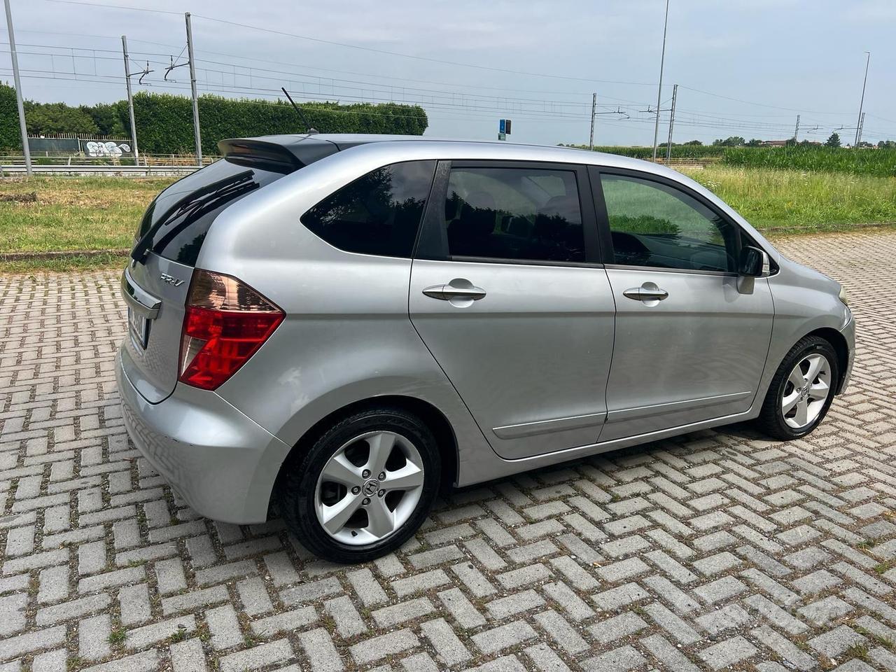 Honda Fr-v