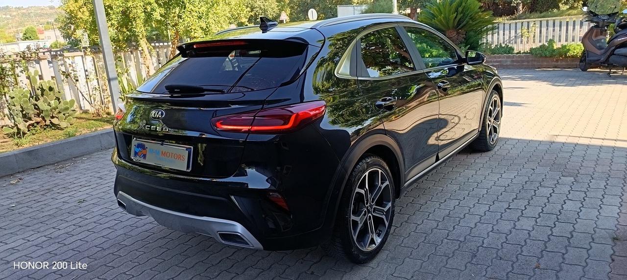 Kia Xceed 1.6 crdi hybrid hygh tech 136cv