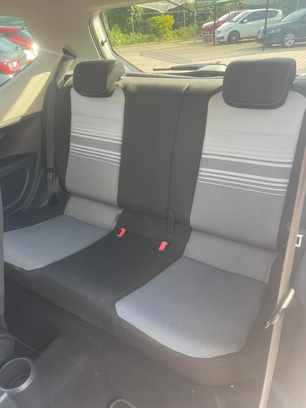 Volkswagen up! 1.0 75 CV 3p. high