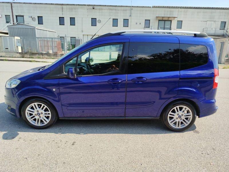 Ford Tourneo Courier 1.5 tdci 75cv titanium E6