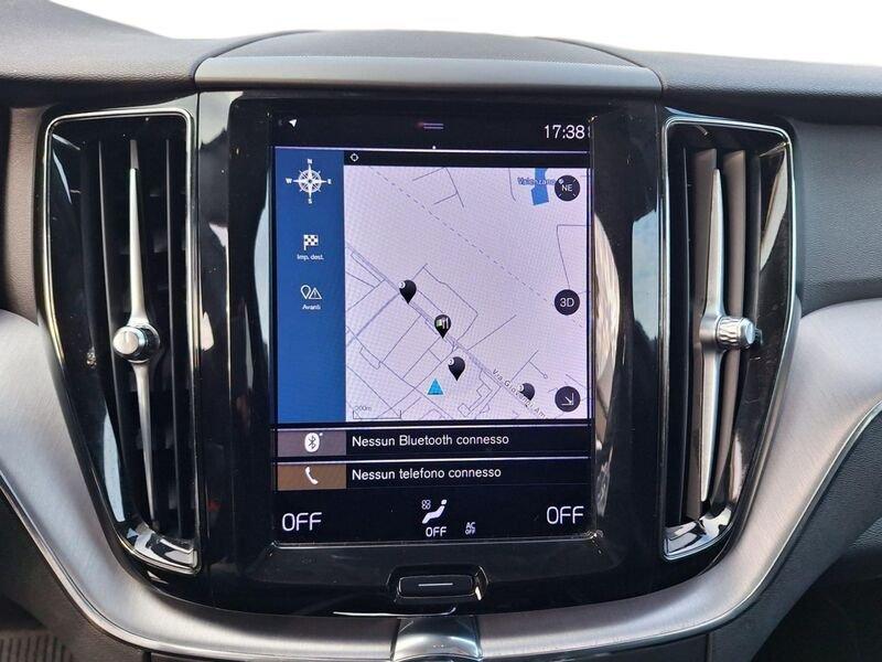 Volvo XC60 B4 197+14 CV AWD Automatica NAVI LED Momentum Pro