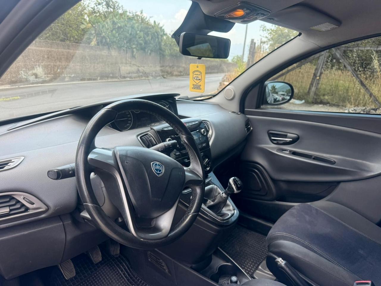 Lancia Ypsilon 1.3 MJT 2012