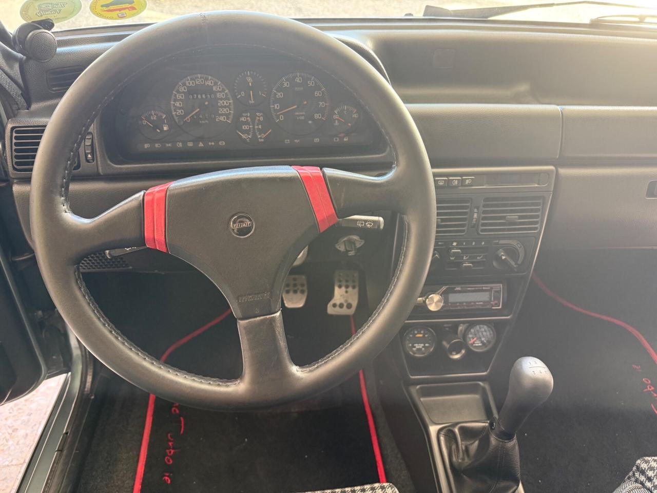 Fiat Uno turbo i.e. Tetto Apribile