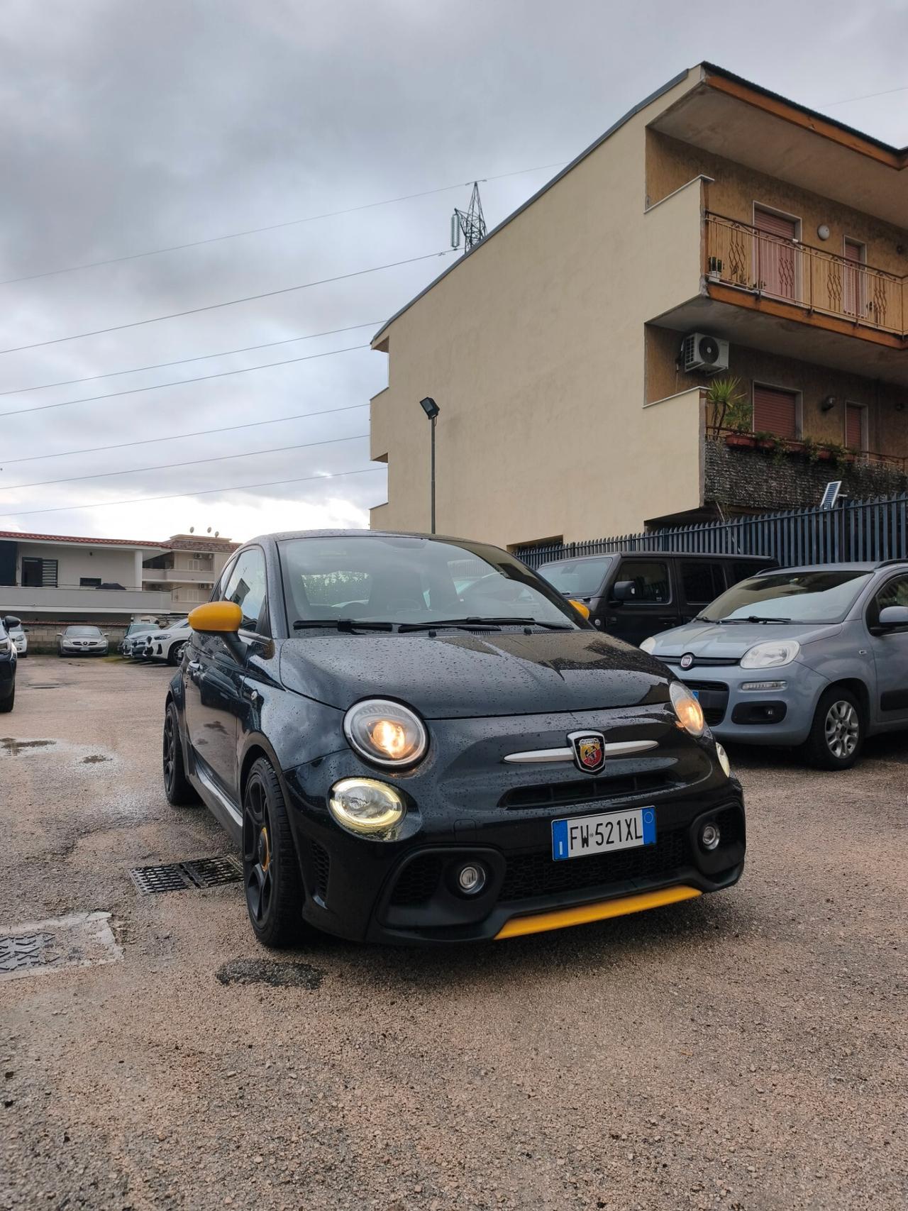 Abarth 595 1.4 Turbo T-Jet 165 CV Pista