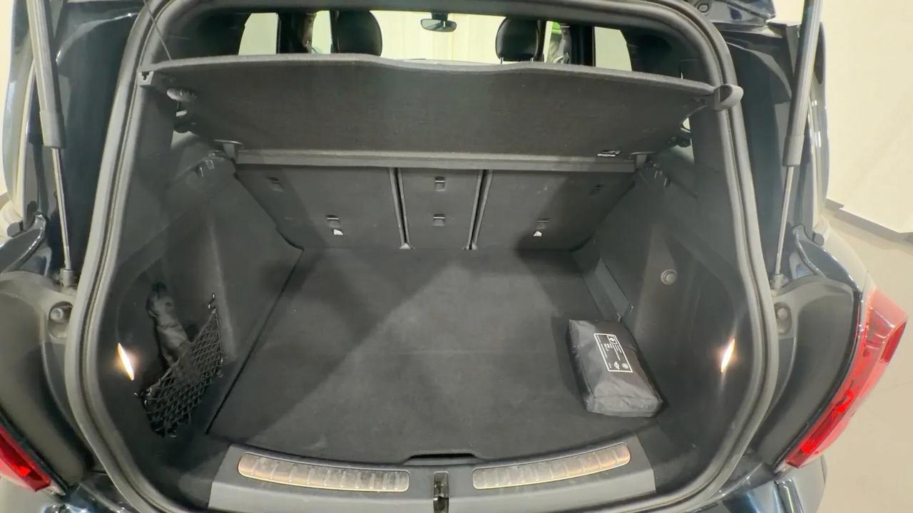 Mini Cooper Countryman 1.5 Essential Full