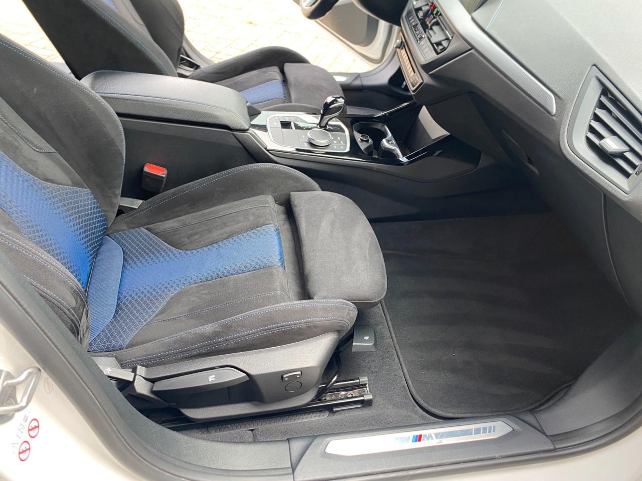 Bmw 118 118d 5p. Msport