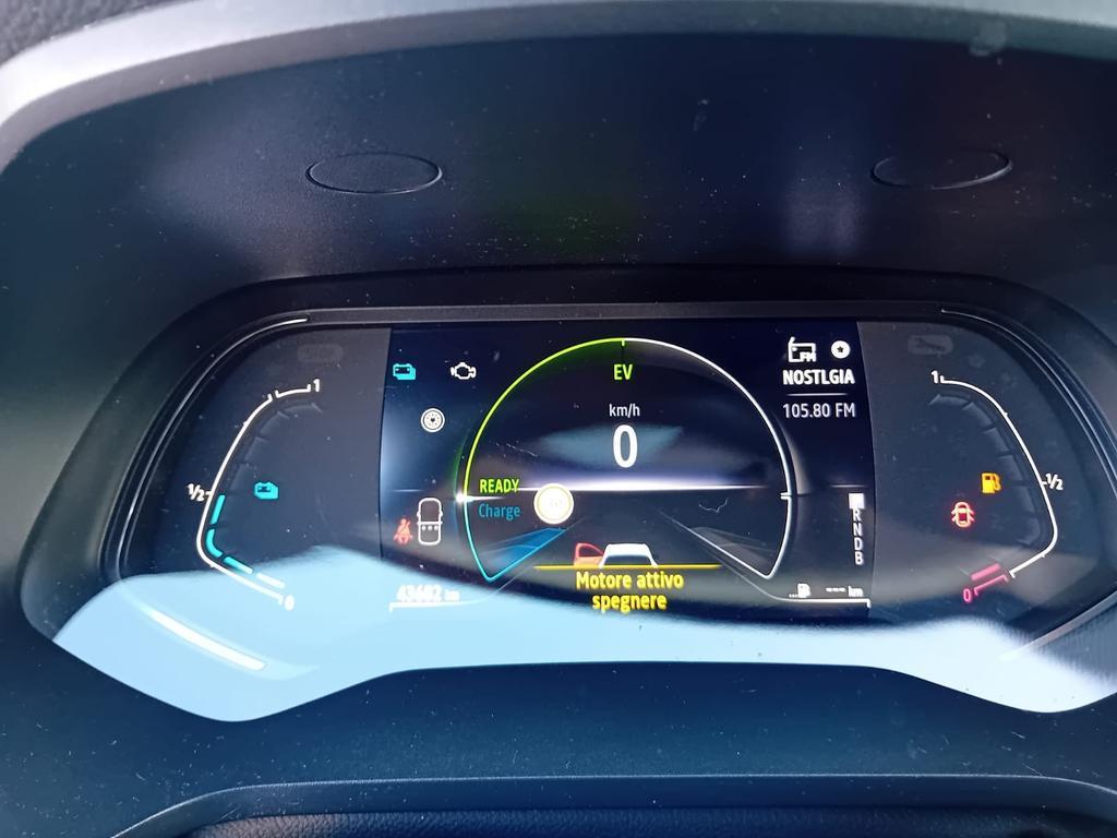 Renault Captur 1.6 Hybrid Zen E-Tech Auto